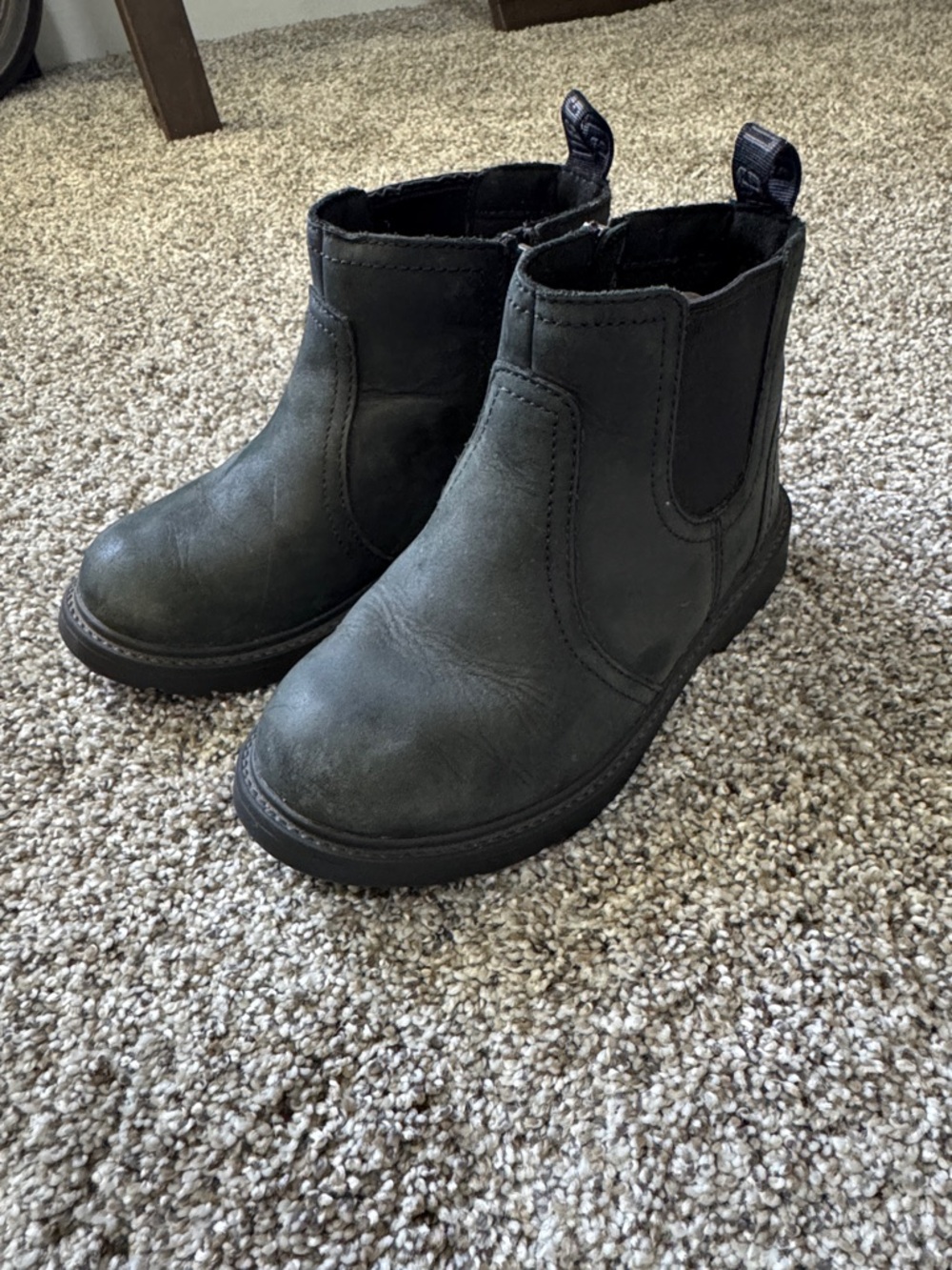 UGG Kids Black Chelsea Boots with Pull Tabs